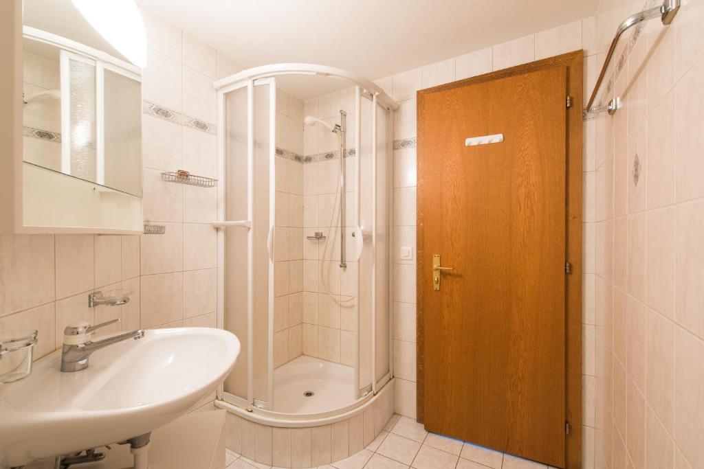 Haus Evita Saas-Grund Room photo